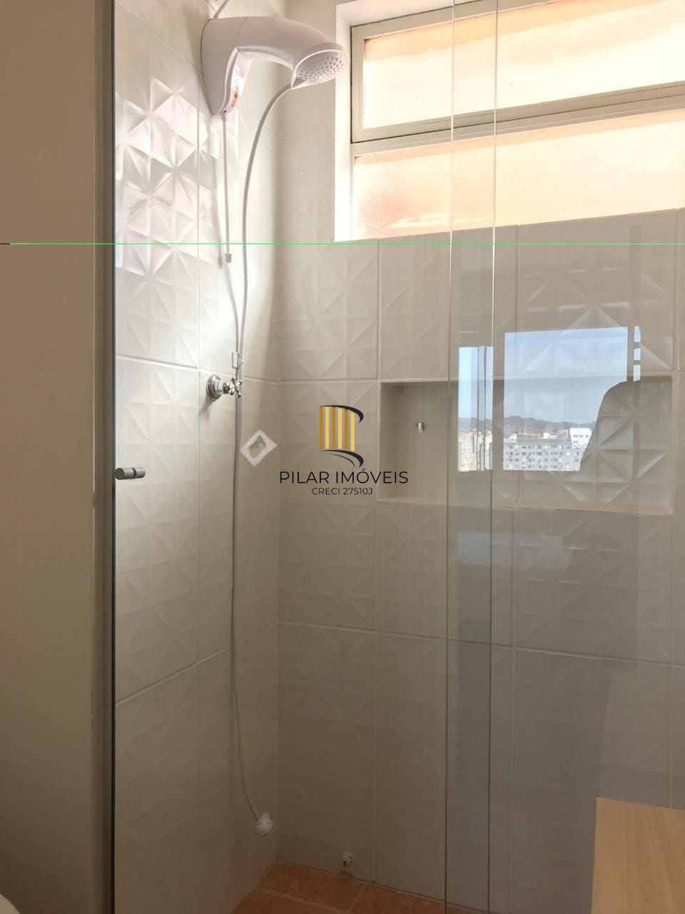 🏙️ Procurando um investimento com alto retorno? Este JK no Centro Histórico de Porto Alegre é perfeito para Airbnb! 🏡