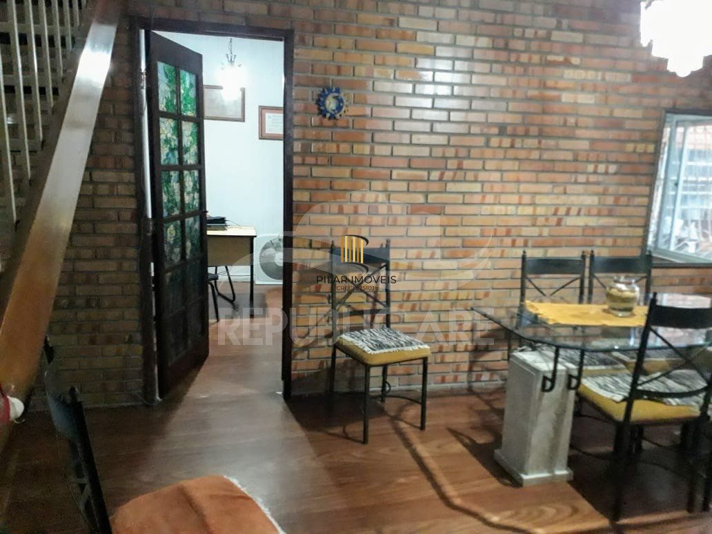 CASA 3 DORMITORIOS NA ASSIS BRASIL