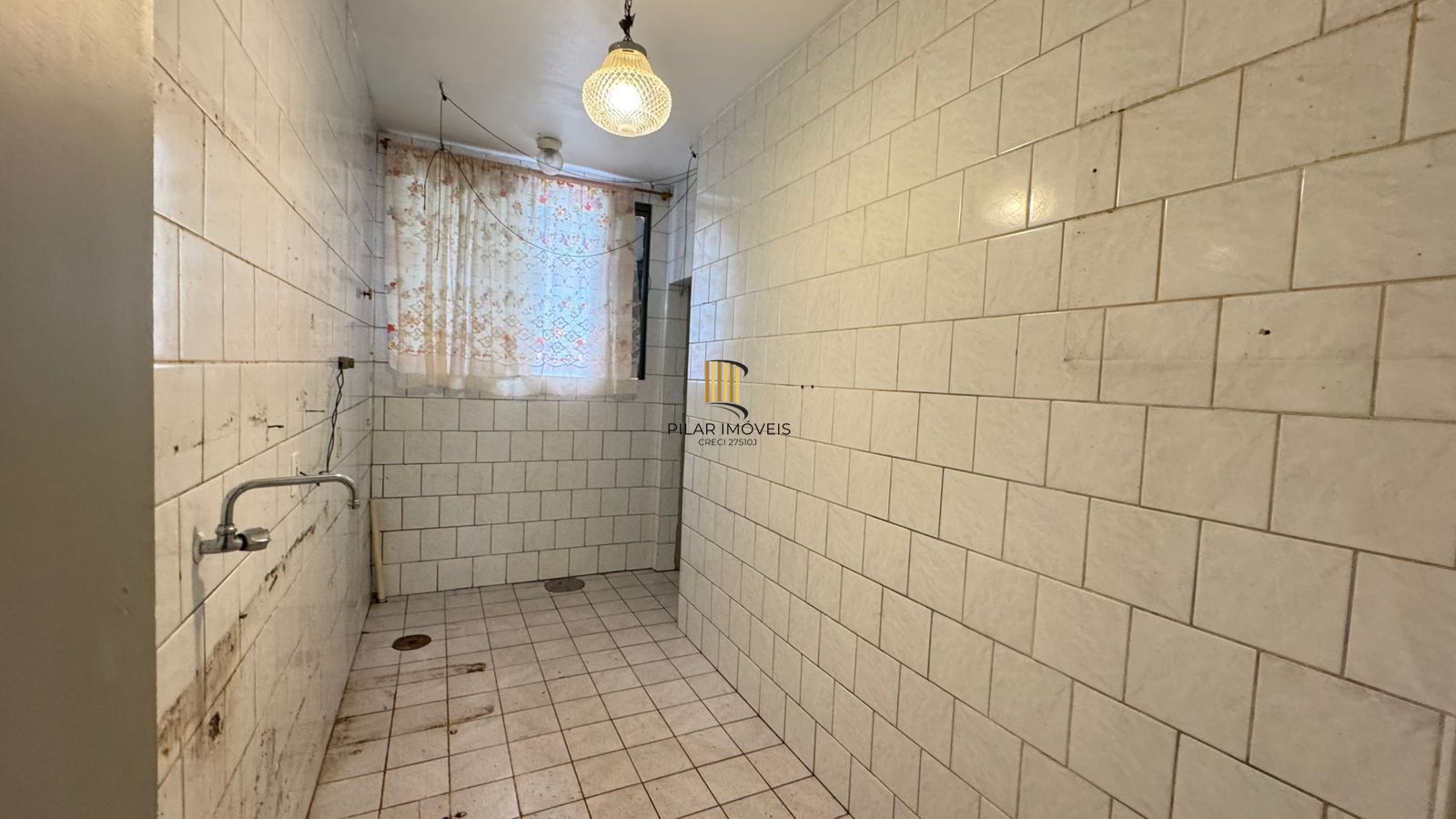 Apartamento 2 dormitórios no bairro Azenha