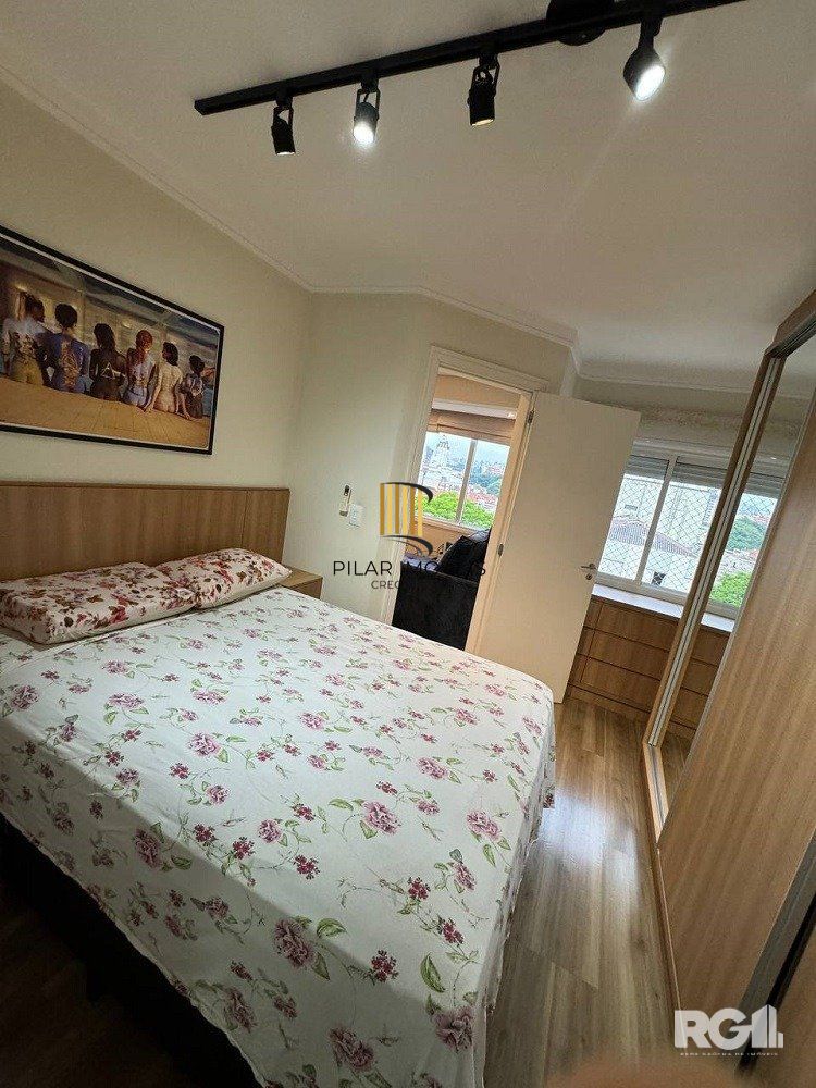 Apartamento de 1 quarto com suíte, mobiliado e 1 vaga de garagem na Cidade Baixa. - Cód. RP390362