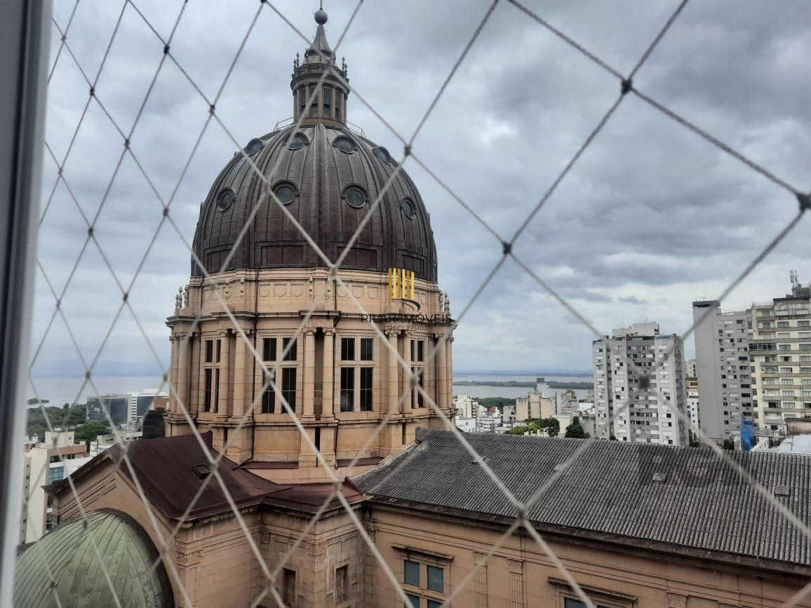 Apartamento 3 dormitórios à venda Centro Histórico Porto Alegre/RS