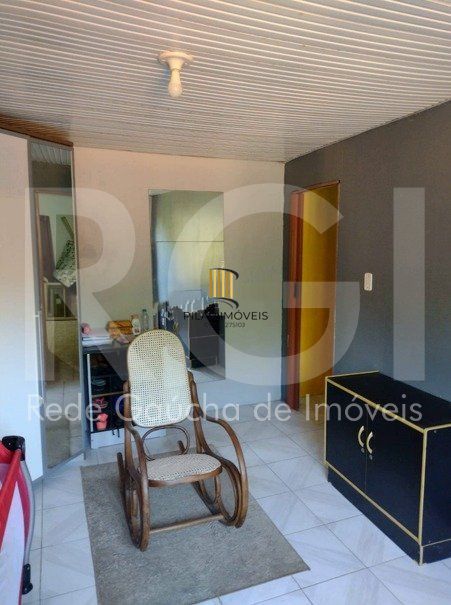 Casa à venda com 3 quartos e garagem 2 carros!