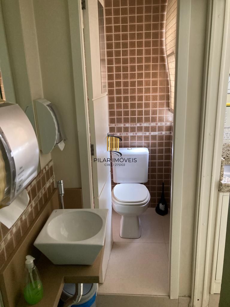 Sala Comercial à Venda na Rua dos Andradas – 47,10m² Semi Mobiliada – Excelente Oportunidade no Centro