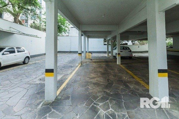 APARTAMENTO DE 3 DORMITÓRIOS COM VAGA DE GARAGEM NA AV IGUASSU