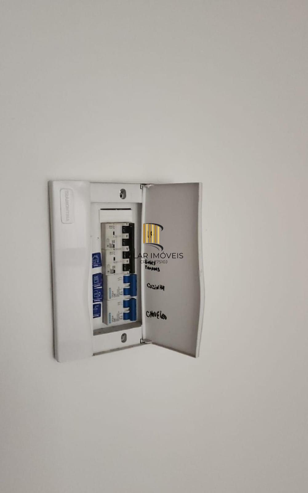 Excelente apartamento de 1 dormitório, com sala ampla para dois ambientes
