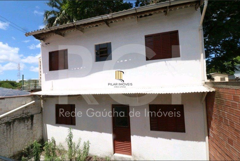Casa para Venda - 280m², 3 dormitórios, 4 vagas - Cidade Baixa