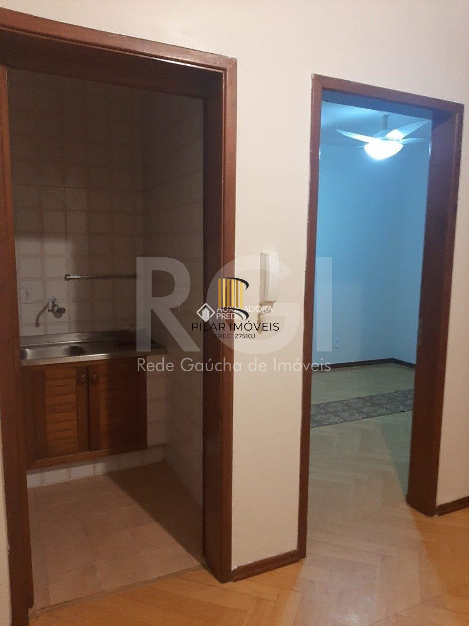 Apartamento para Venda - 39m², 1 dormitório, 2 vagas - Cidade Baixa