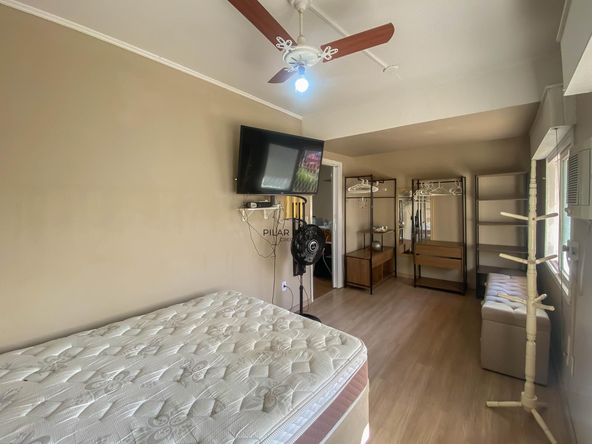 Apartamento térreo com pátio privativo e 1 dormitório no Menino Deus