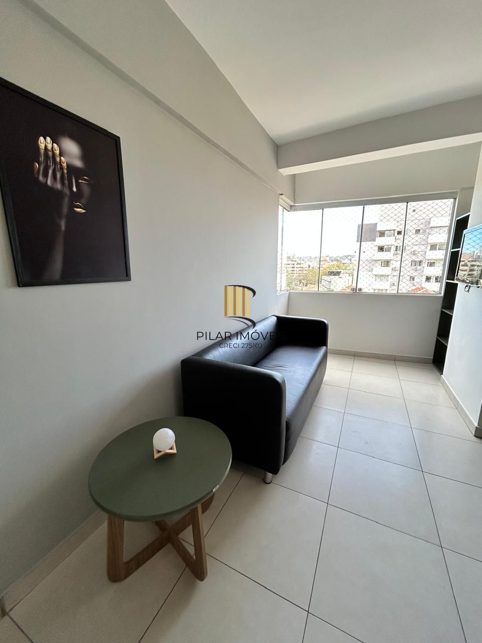 Apartamento à venda na Cidade Baixa,1 quarto e vaga de garagem.