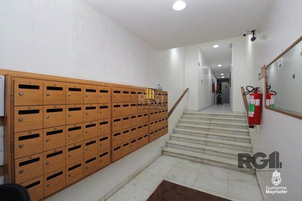 Próximo  Casa de Cultura Mario Quintana, apto  de 1 dormitório,