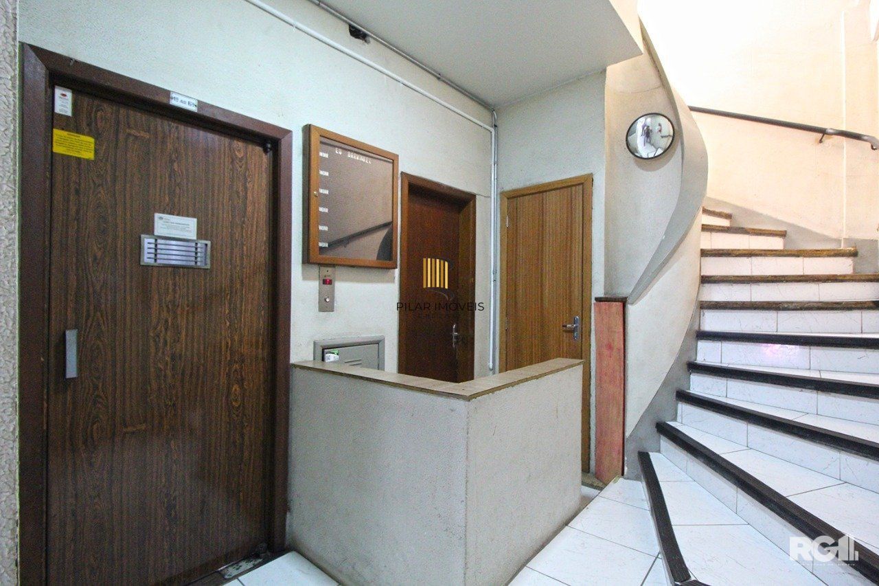 SALA COMERCIAL À VENDA NA RUA DR. FLORES