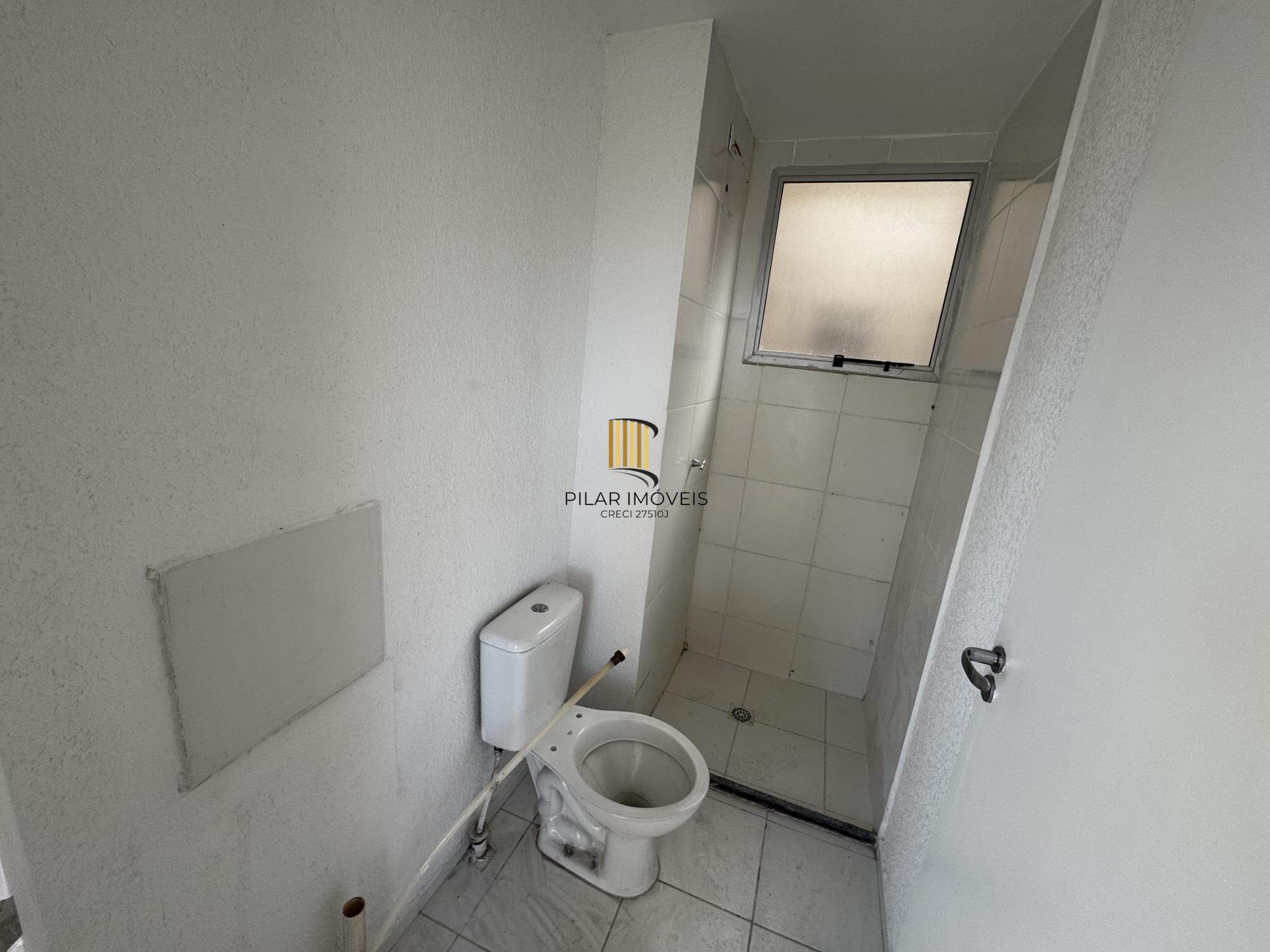 Apartamento de 2 dormitórios com garagem