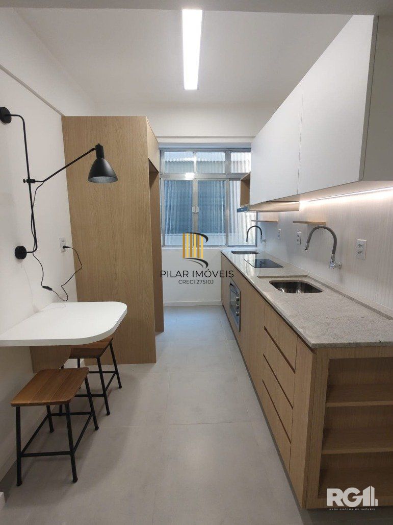 Apartamento de 1 dormitório, REFORMADO - Cód. RP342815