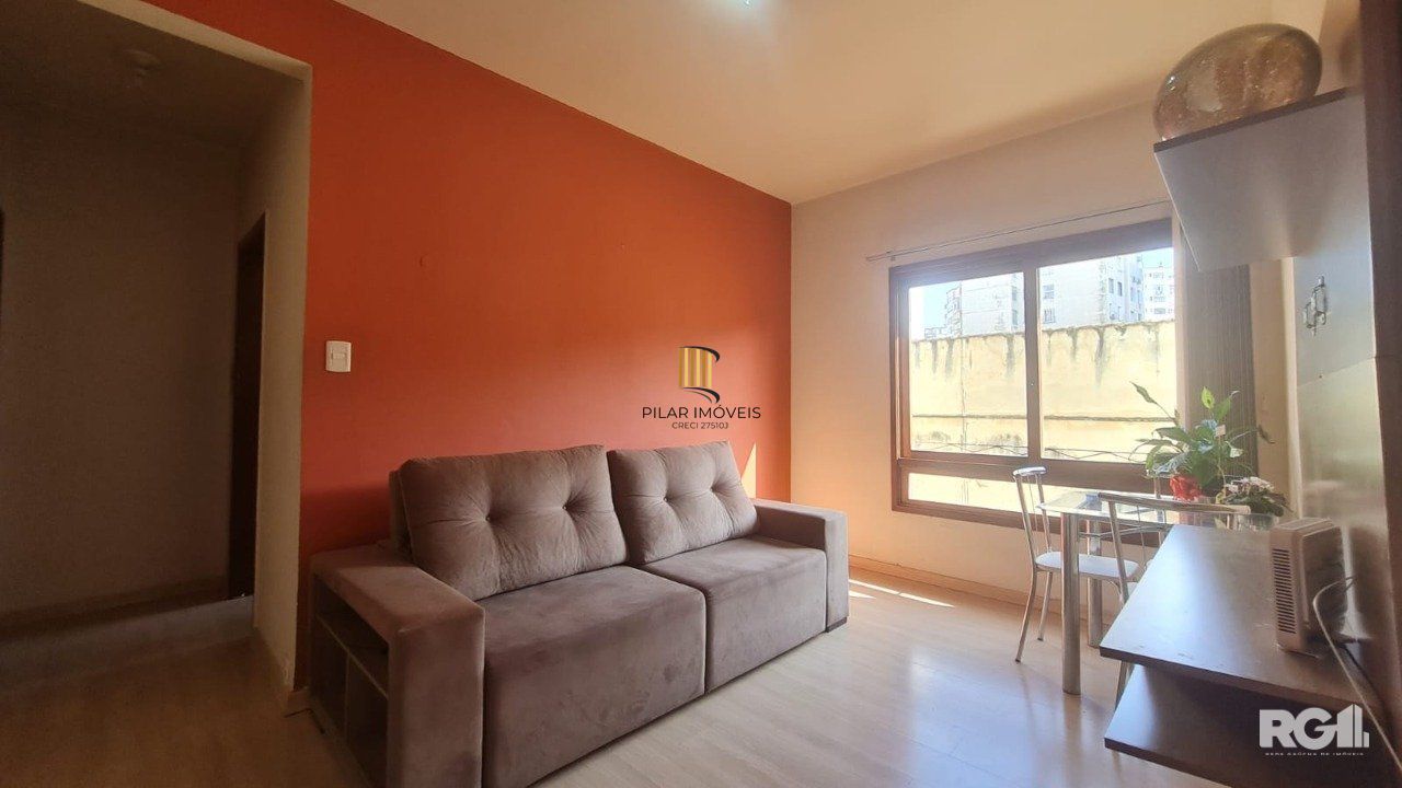 Apartamento de 2 dormitórios, mobiliado.