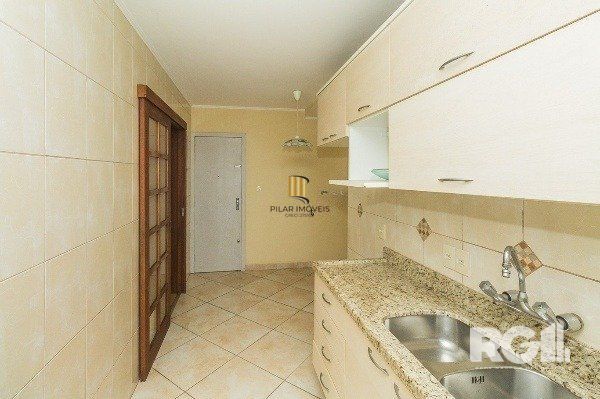 APARTAMENTO DE 3 DORMITÓRIOS COM VAGA DE GARAGEM NA AV IGUASSU - Pilar Imóveis