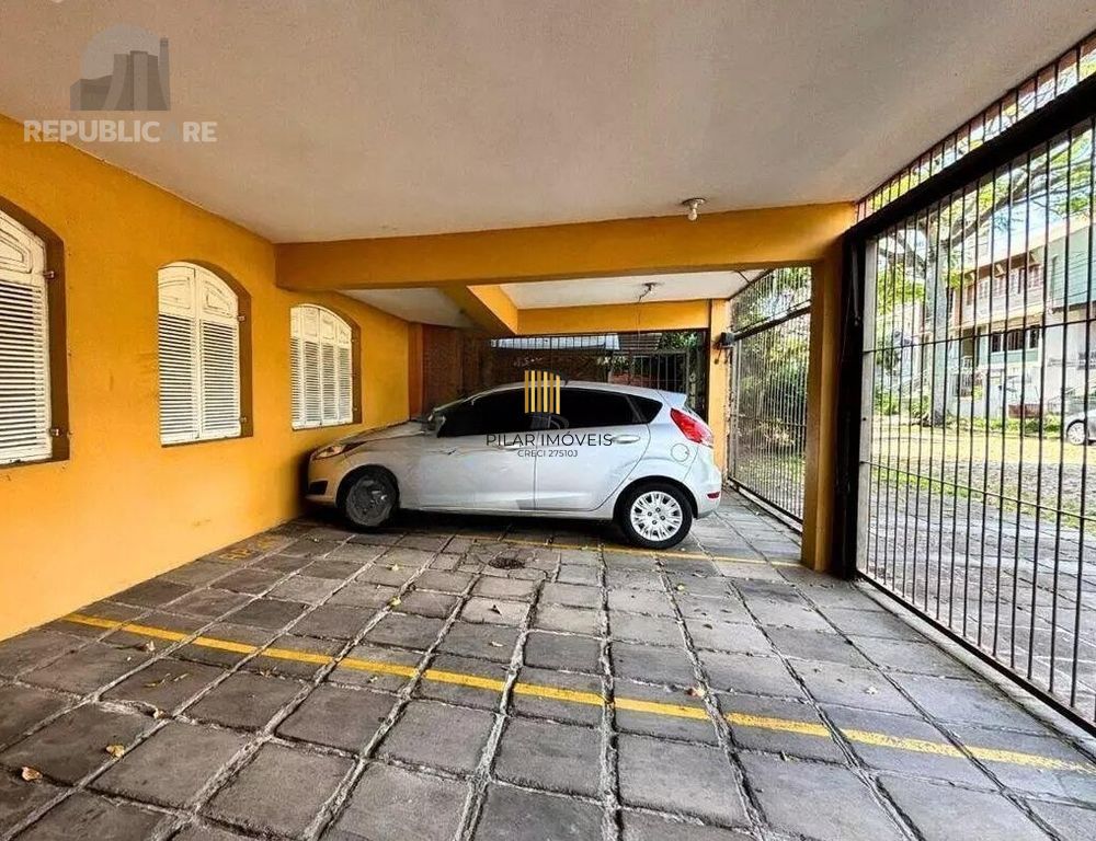**Apartamento à Venda no Bairro Partenon, Porto Alegre, RS**