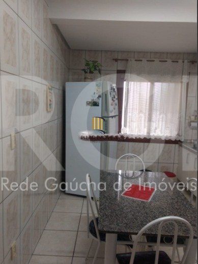 Casa para Venda - 287m², 4 dormitórios, sendo 1 suites, 4 vagas - Partenon