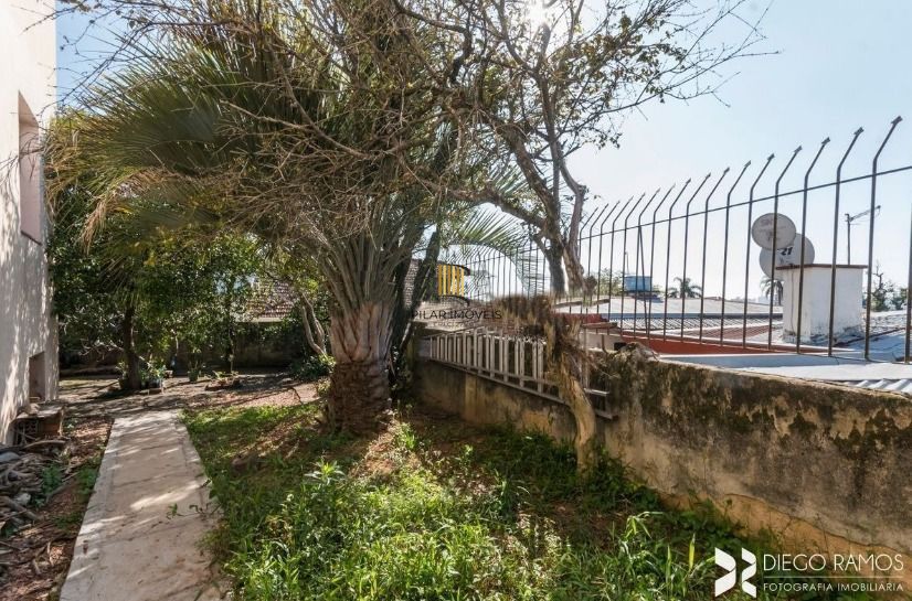 Casa para Venda - 190m², 4 dormitórios, sendo 1 suites, 2 vagas - Partenon