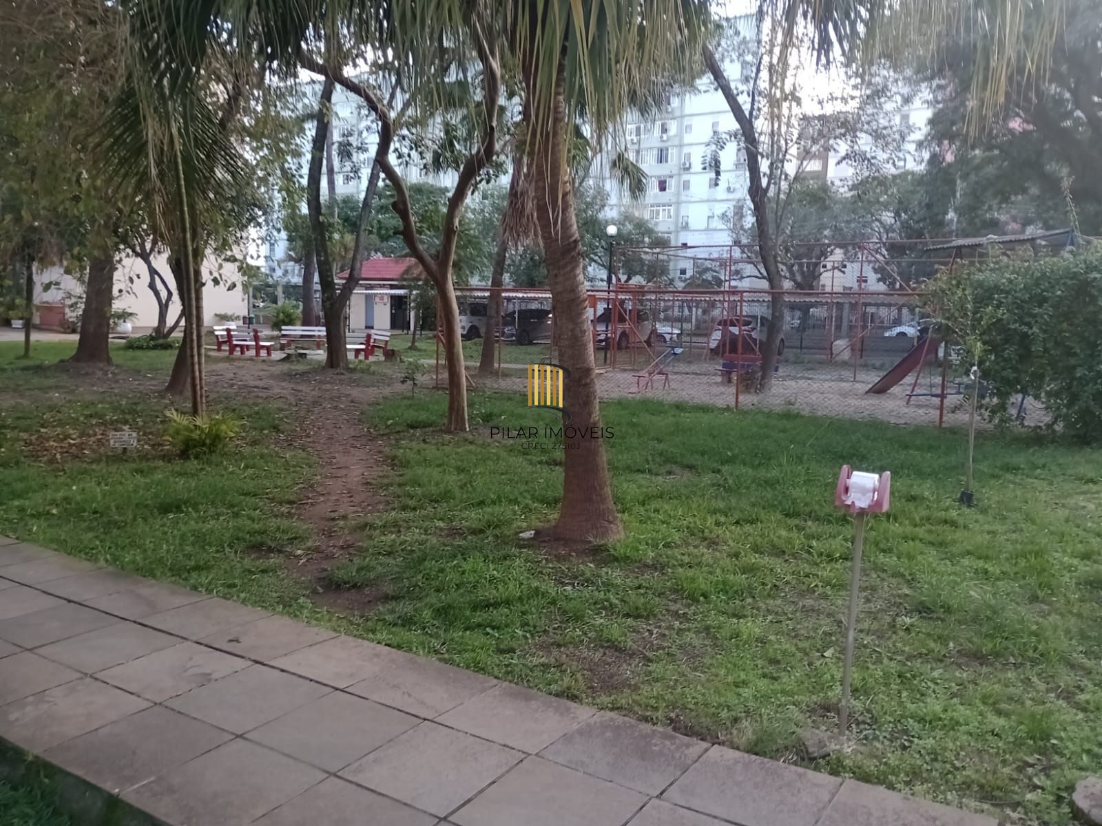 Apartamento 2 quartos com garagem  bairro Humaitá em Porto Alegre.