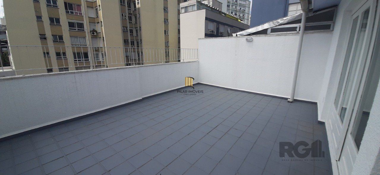 Cobertura   3 dormitórios, de frente , sacada integrada, com terraço , garagem c