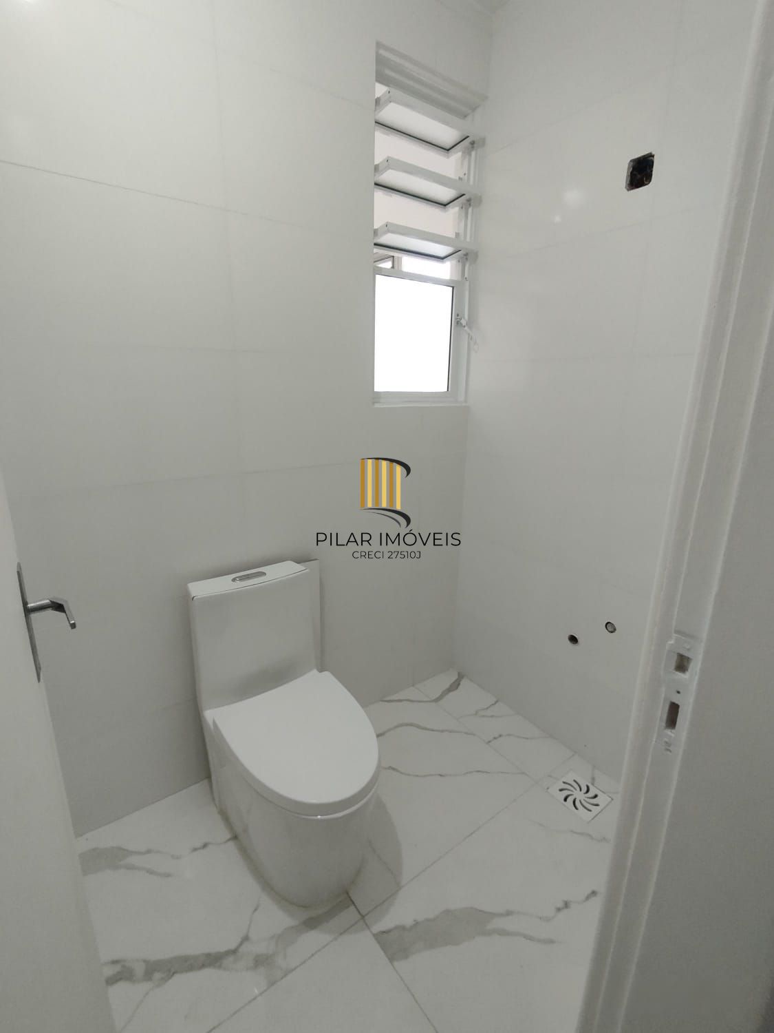 Apartamento de 2 dormitórios com dependência — 75 m² | Rua Riachuelo