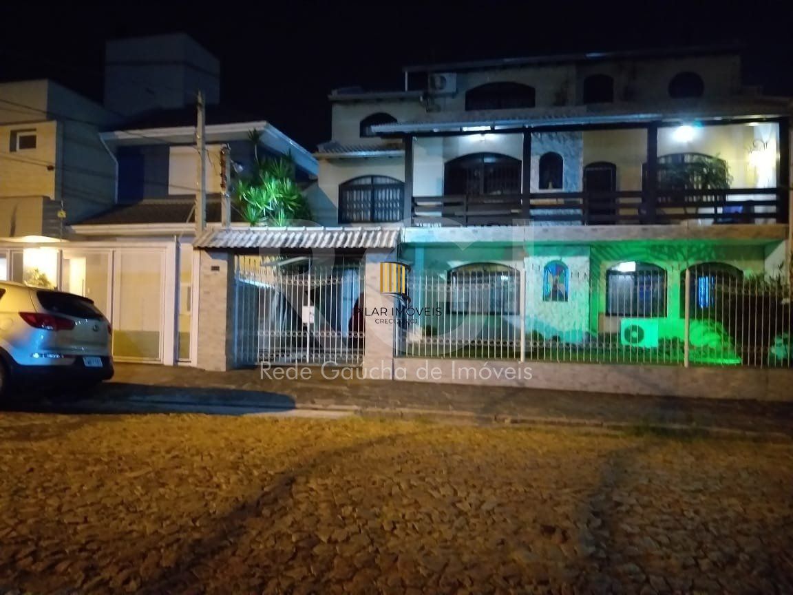 Casa para Venda - 750m², 6 dormitórios, sendo 3 suites, 4 vagas - Partenon