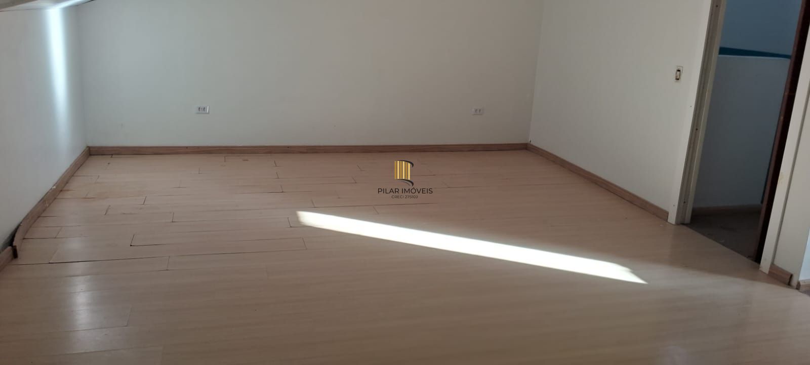 Casa Comercial Reformada no Bairro Rio Branco