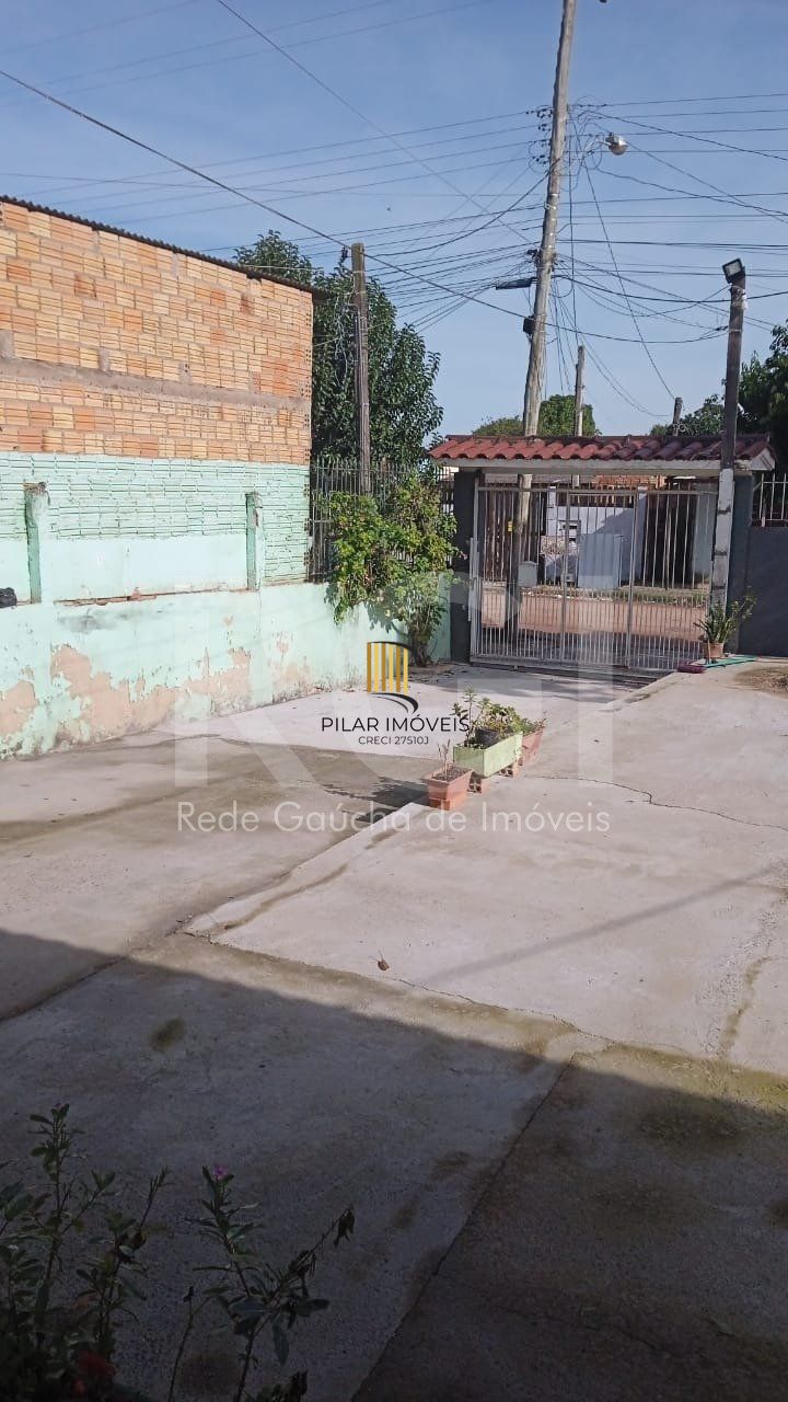 Casa para Venda - 90m², 3 dormitórios, 4 vagas - Maria Regina