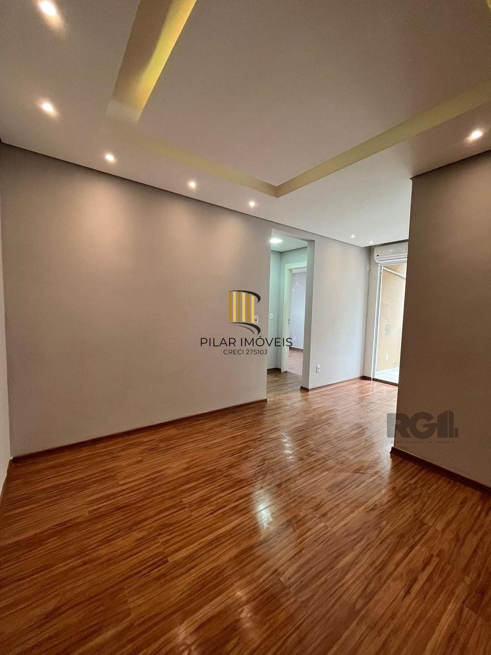 Ótima Casa Terrea,  2 dormitórios , 2 vagas de garagens bairro Hipica em Porto A - Pilar Imóveis