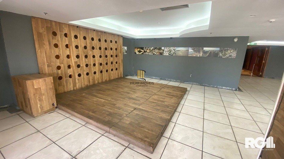 AMPLA CASA COMERCIAL, PONTO EXCLUSIVO NA OSCAR PEREIRA
