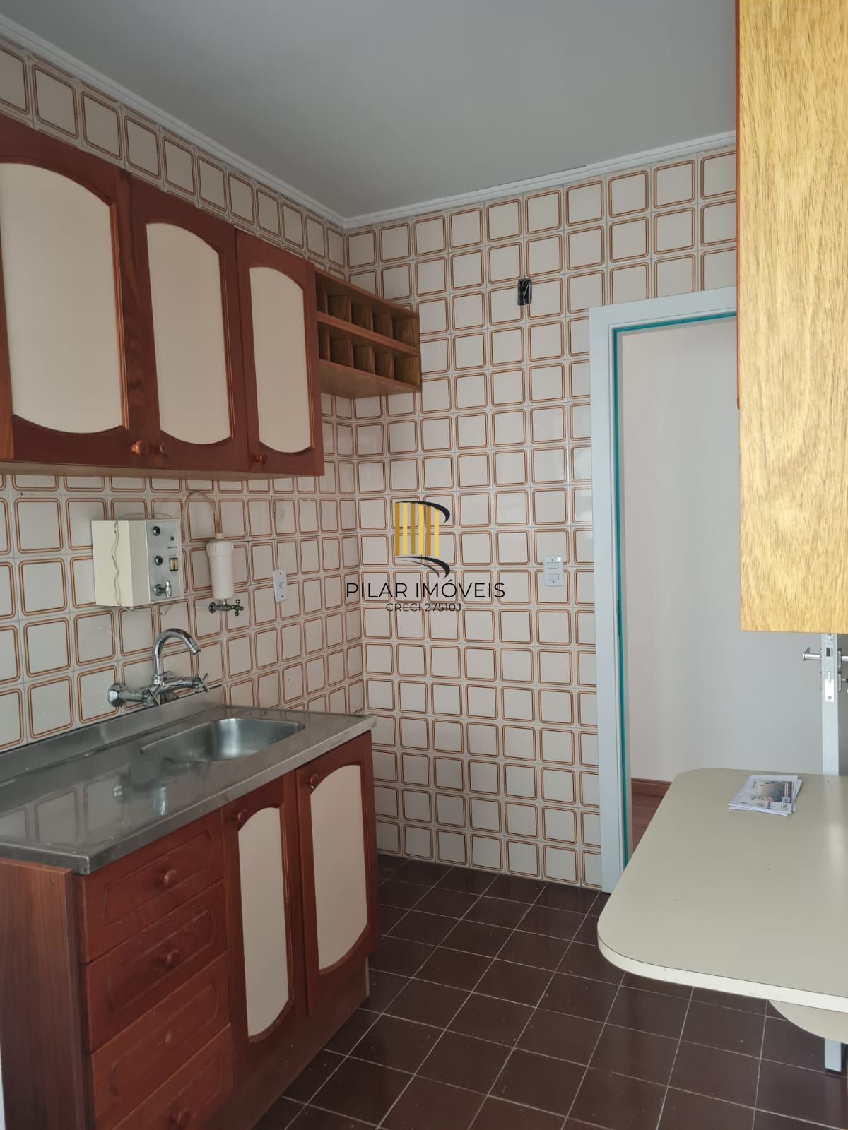 Apartamento à Venda na Anita Garibaldi – 2 Dormitórios, Vaga de Garagem e 71,71 m²