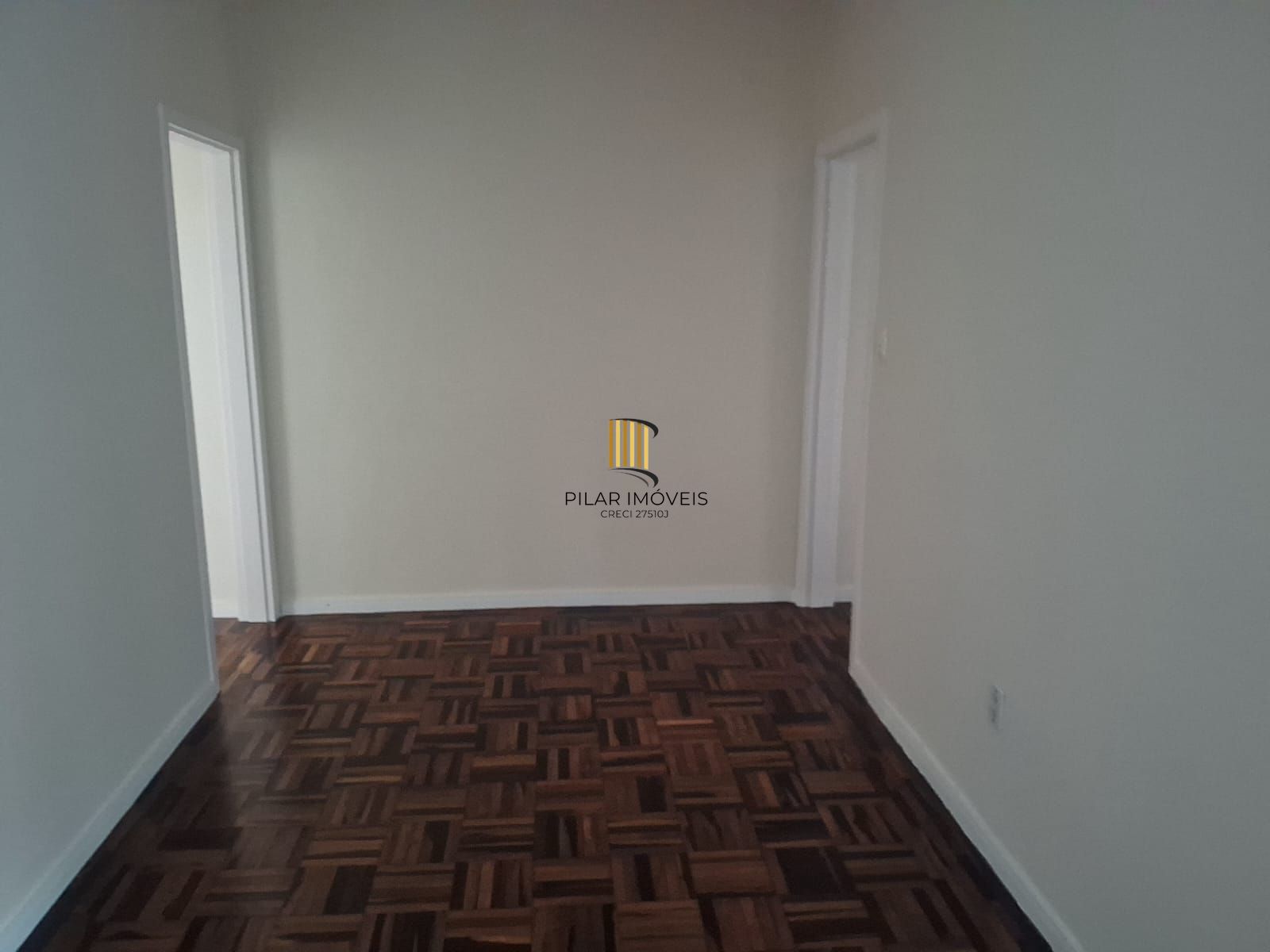 Apartamento 01 dormitório, desocupado na Cidade Baixa!