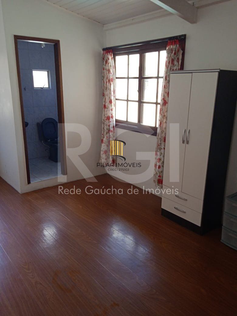 Casa para Venda - 750m², 6 dormitórios, sendo 3 suites, 4 vagas - Partenon