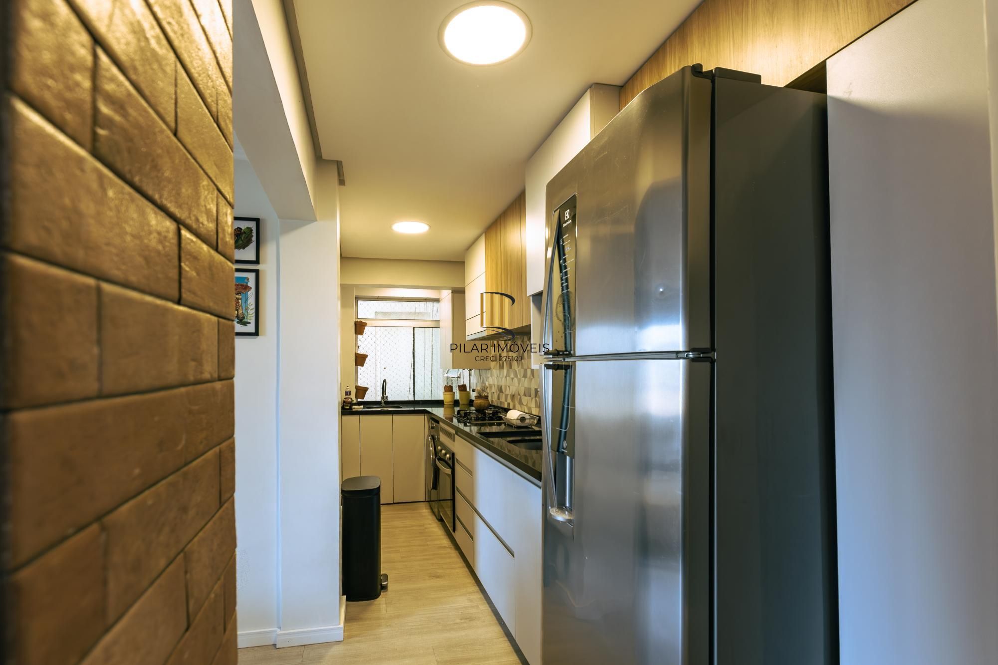 🏡 Apartamento 2 Dormitórios na Cidade Baixa – Reformado e Mobiliado