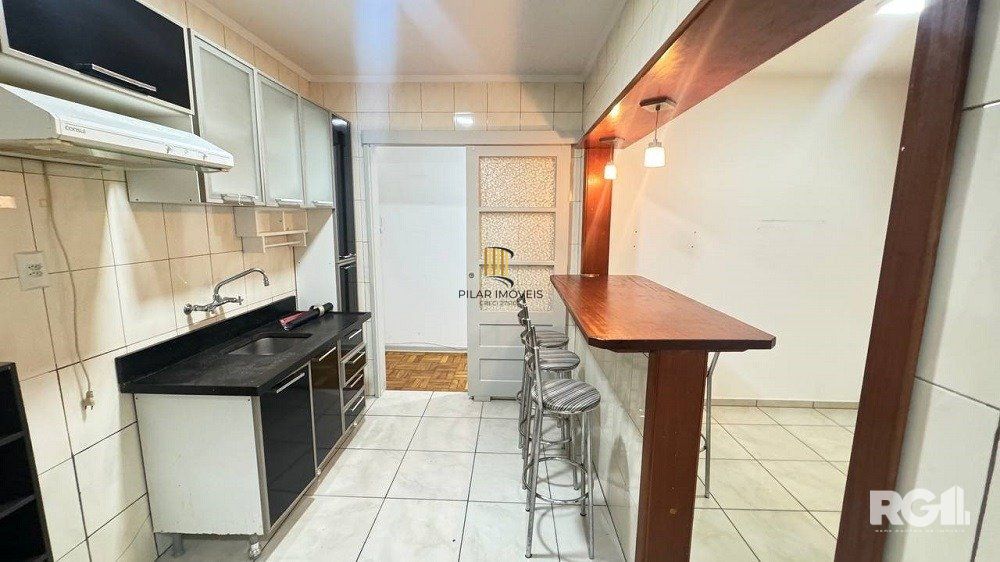 APARTAMENTO DE 3 DORMITÓRIOS COM VAGA DE GARAGEM NO CENTRO HISTÓRICO.