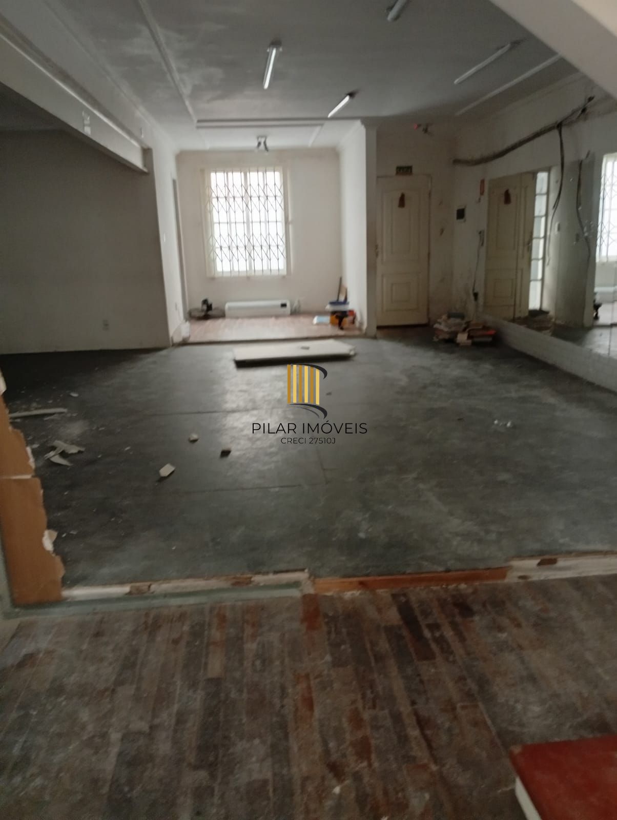 Casa 3 dormitórios à venda Centro Histórico Porto Alegre/RS