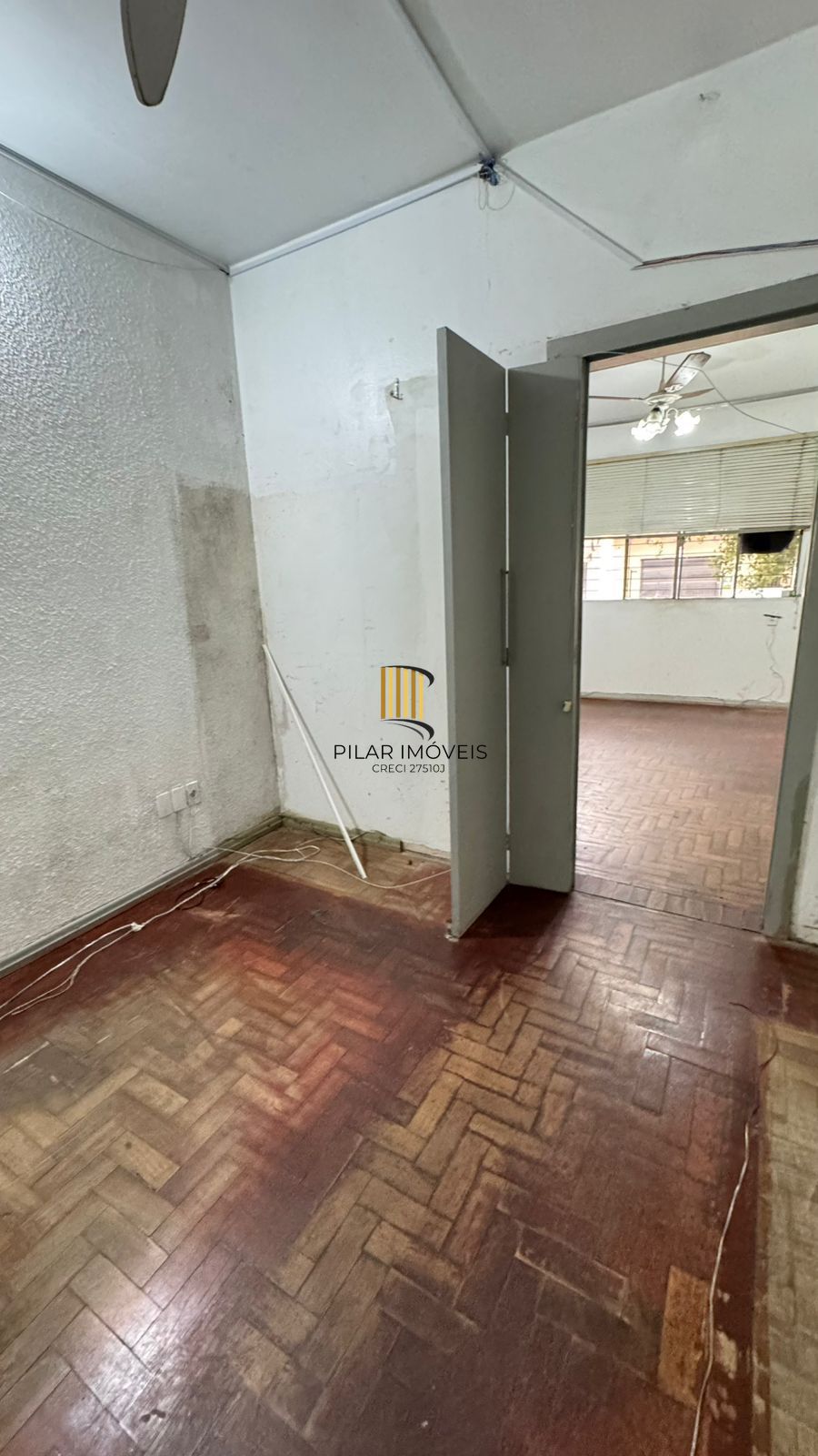 Apartamento 2 dormitórios no bairro Azenha