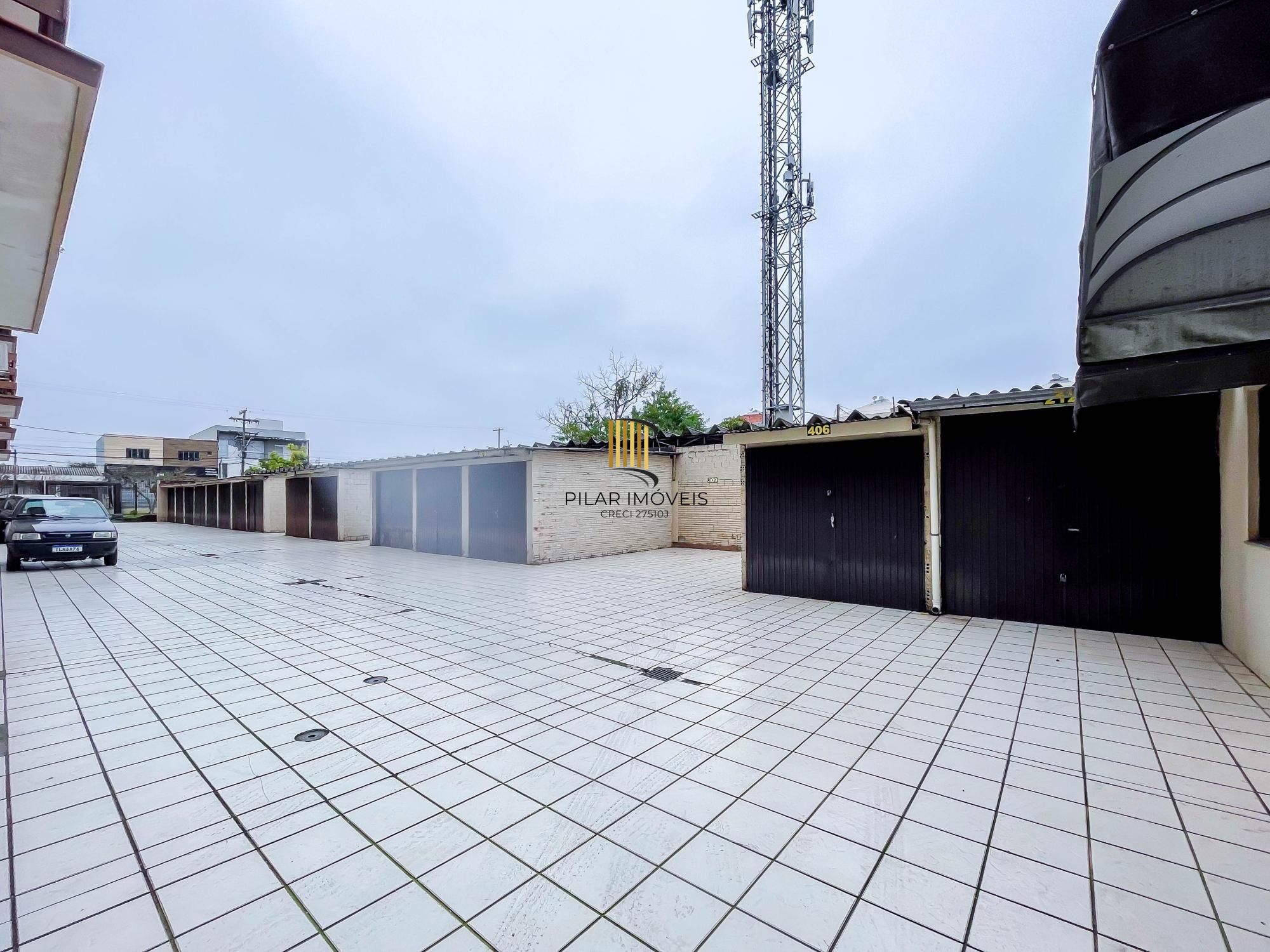 APARTAMENTO 1 DORMITÓRIO, SACADA, 1 VAGA - BAIRRO SÃO SEBASTIÃO