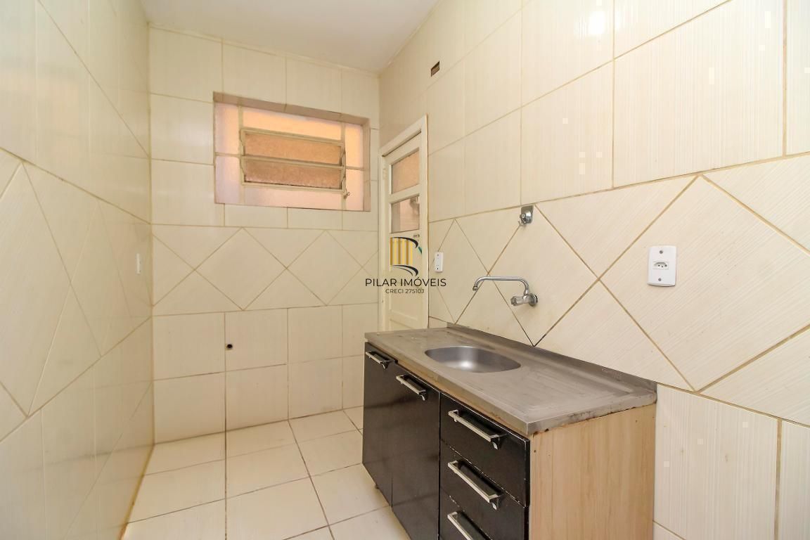 🏡 Apartamento 2 Dormitórios à Venda na Carlos Gomes com Pátio Privativo e Vaga Rotativa