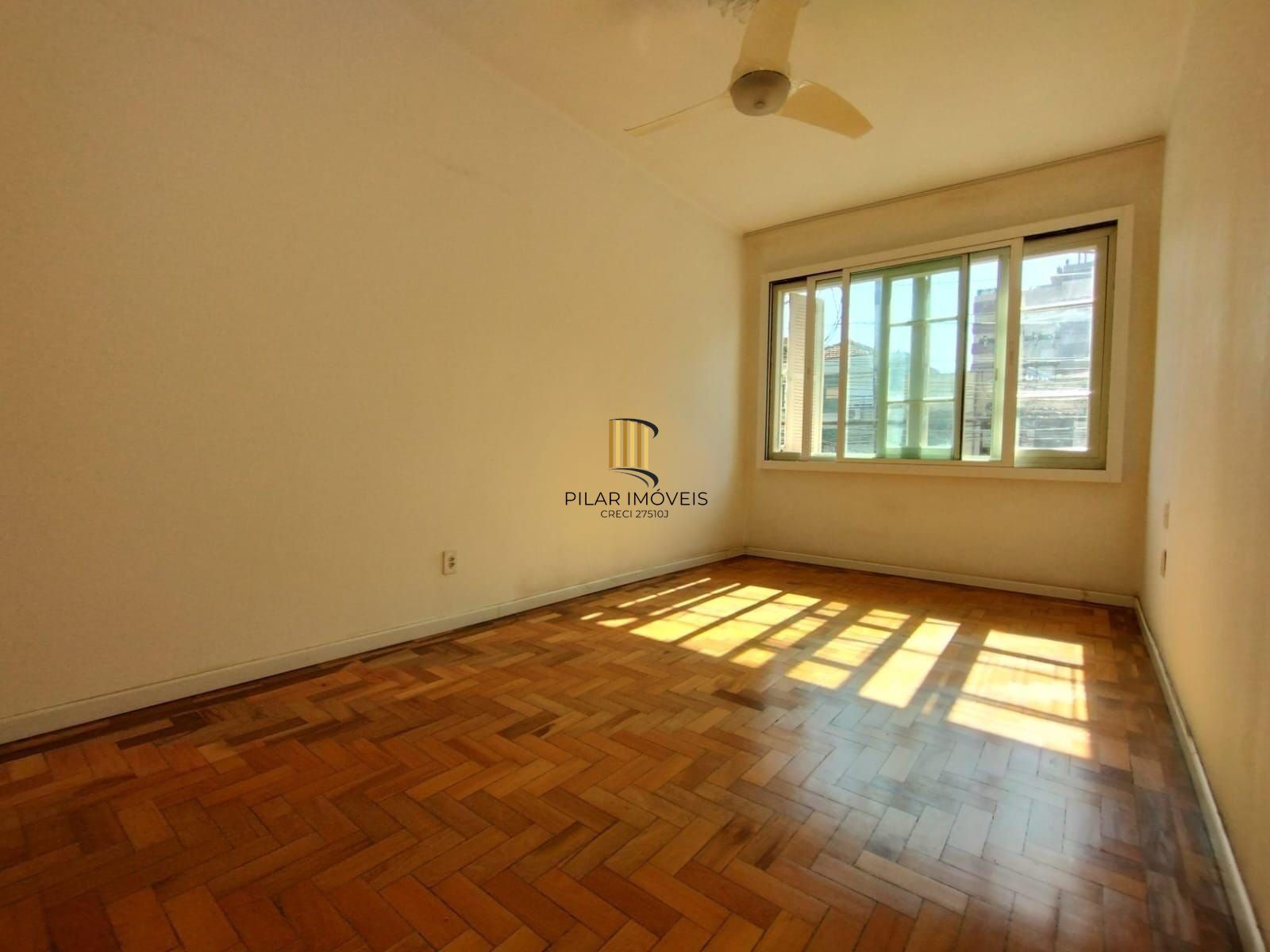 Apartamento à venda no Menino Deus – 2 dormitórios | Excelente localização