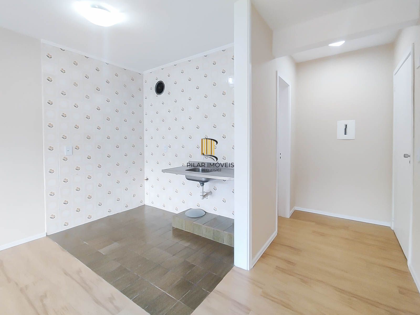 Apartamento Reformado na Rua da República – Ótima Vista e Iluminação Natural