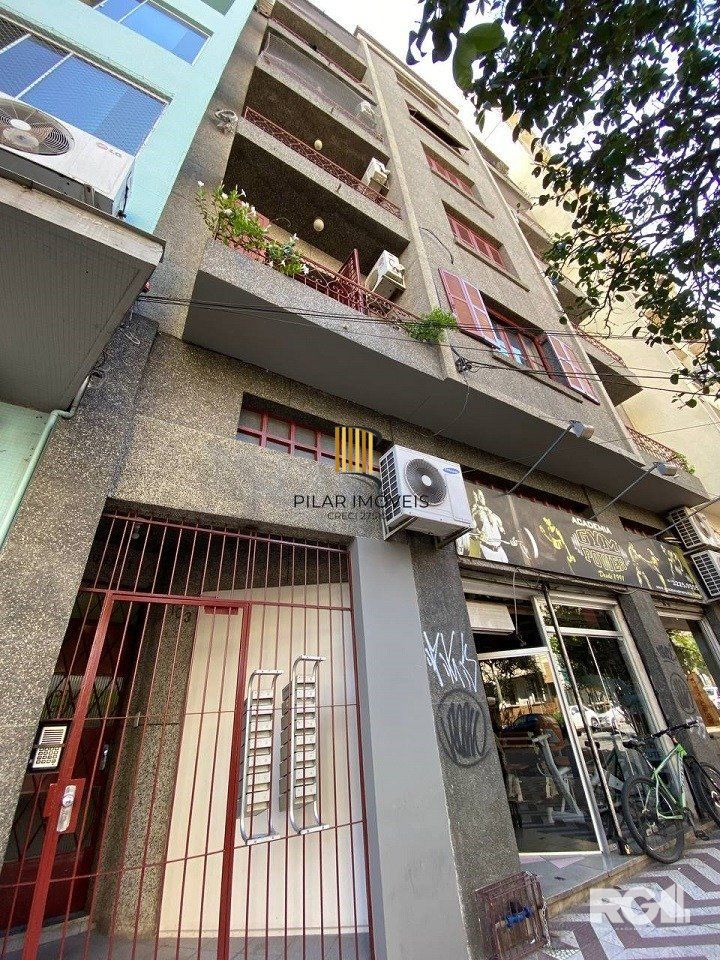 Apartamento à venda no Ed. Jaguari, localizado na Rua Jose do Patrocinio, no bairro Cidade Baixa em Porto Alegre