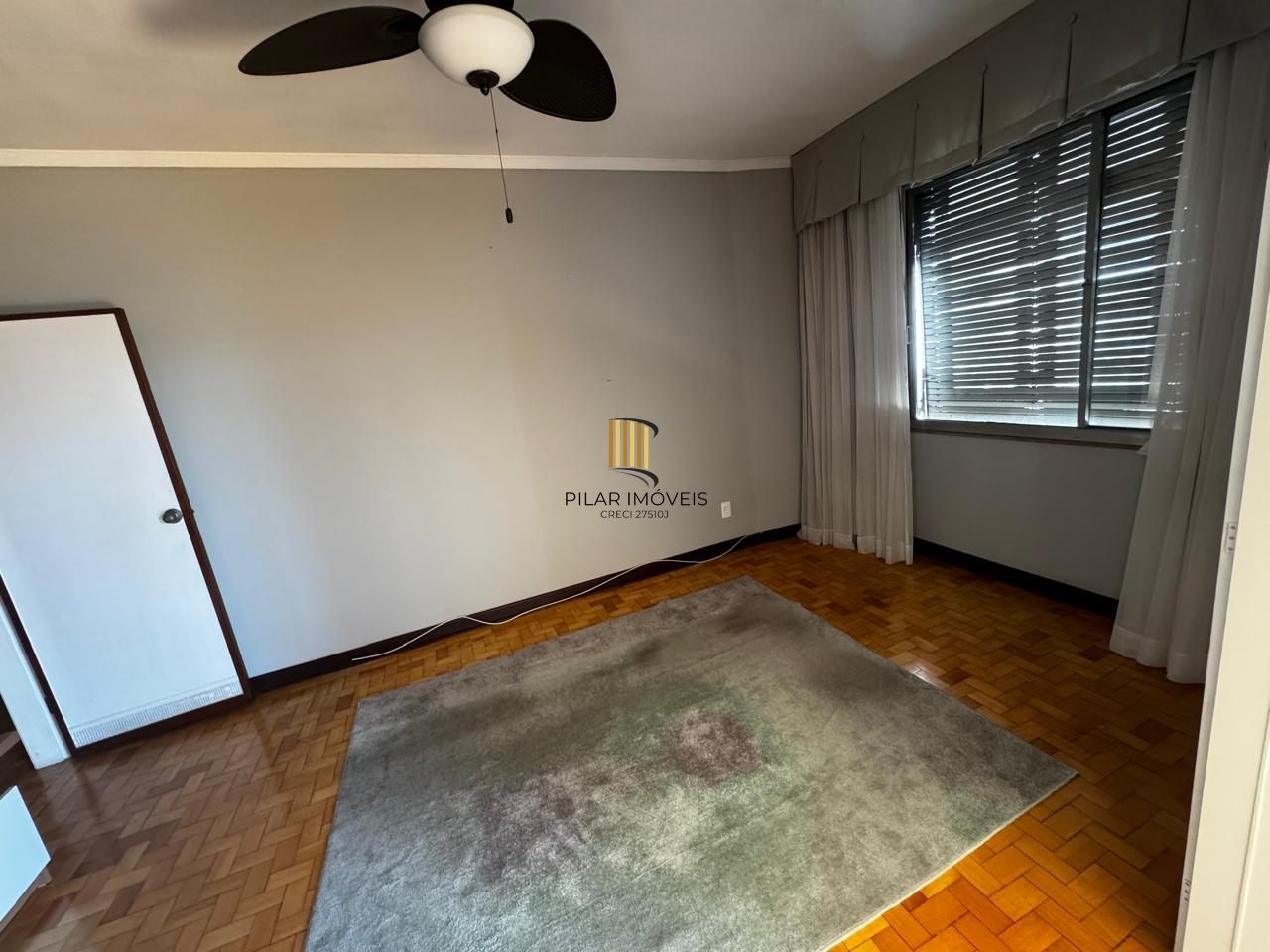 Apartamento super Amplo em frente a Santa Casa, Centro Histórico - POA