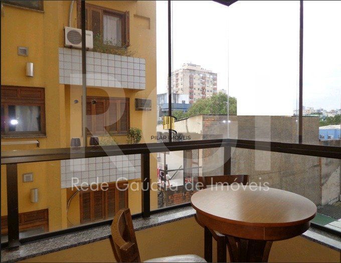 Apartamento 1 quarto, cozinha americana e 2 vagas de garagem!