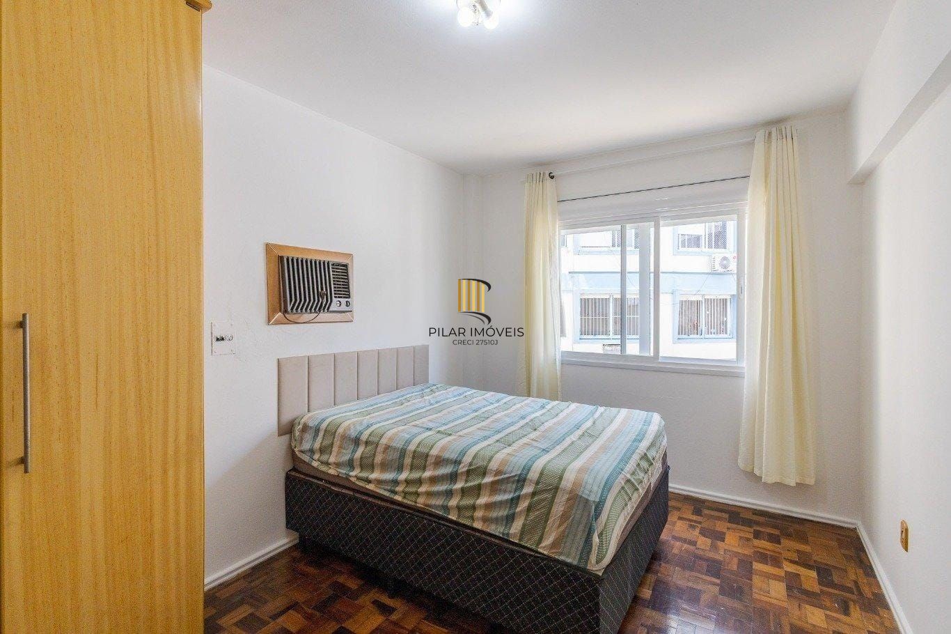 Apartamento mobiliado à venda na General Salustiano – 1 dormitório, 45m², prédio com elevador