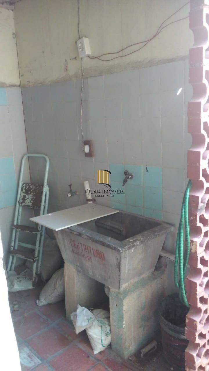 Casa para Venda - 100m², 3 dormitórios, Cidade Baixa