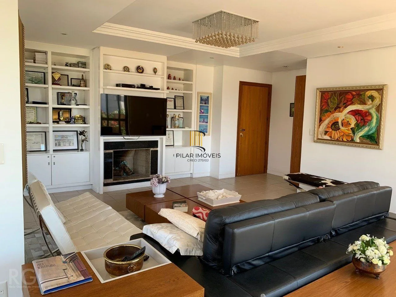 Cobertura para Venda - 310m², 3 dormitórios, sendo 1 suites, 4 vagas - Rio Branc