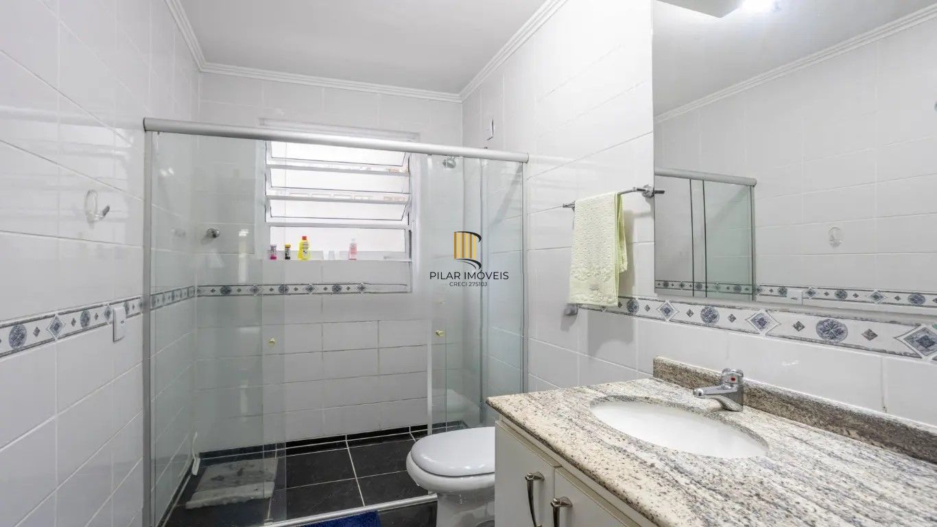 Apartamento de 2 dormitórios no centro histórico de Poa