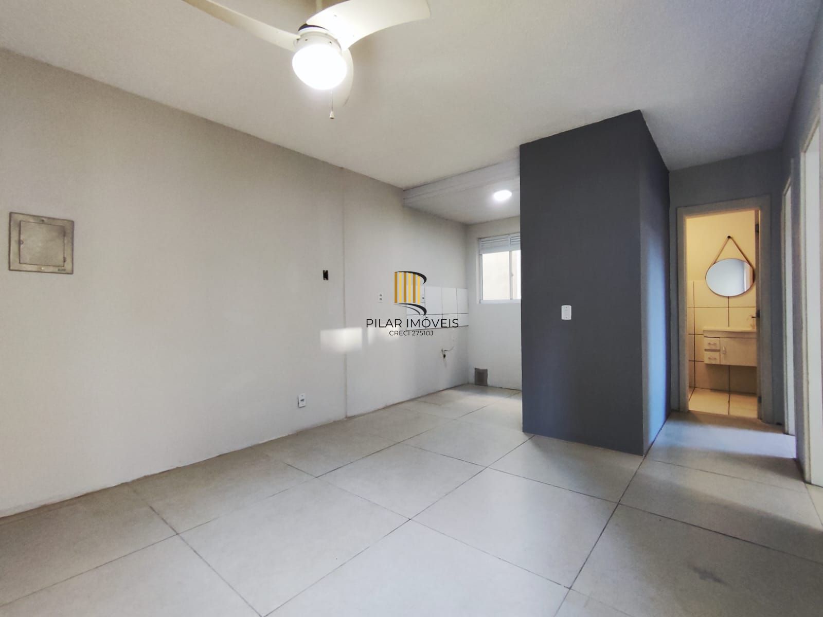 Apartamento 2 dormitórios com garagem