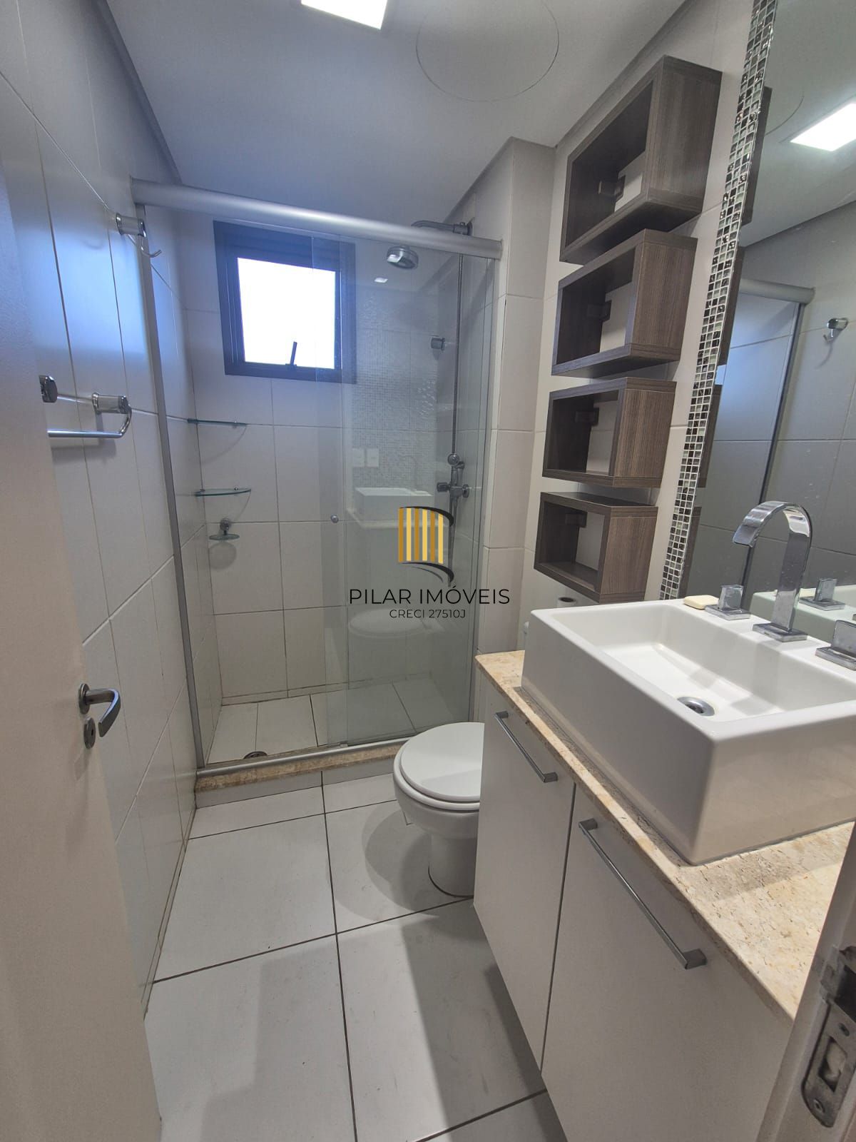 Apartamento 2 dormitórios 1 suíte 2 garagens